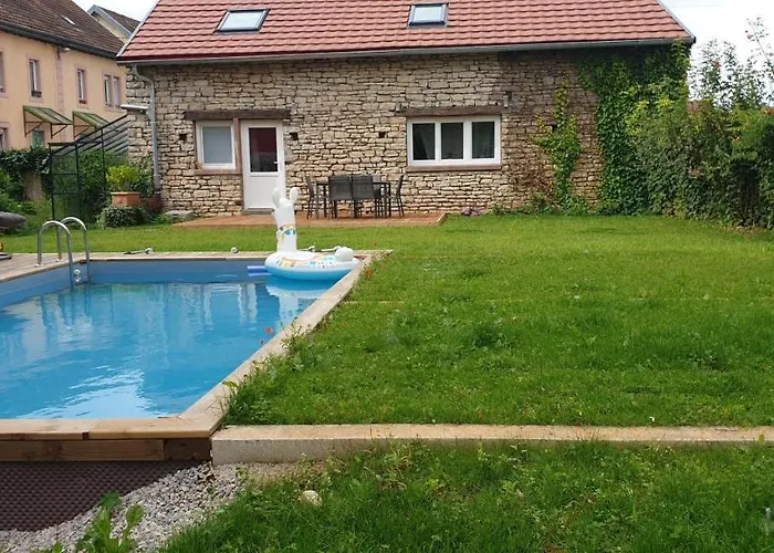 Jolie Maison De Centre-Ville: Le Tournesac